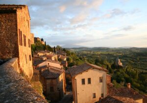 Montepulciano village street wine tour