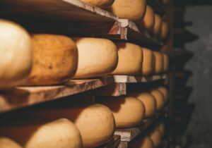 pecorino cheese aging