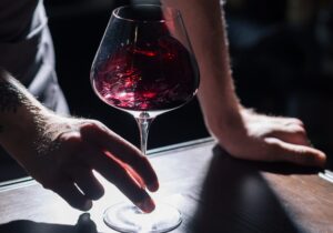 wine tour tuscany swirling