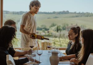 wine tours tuscany pouring wine